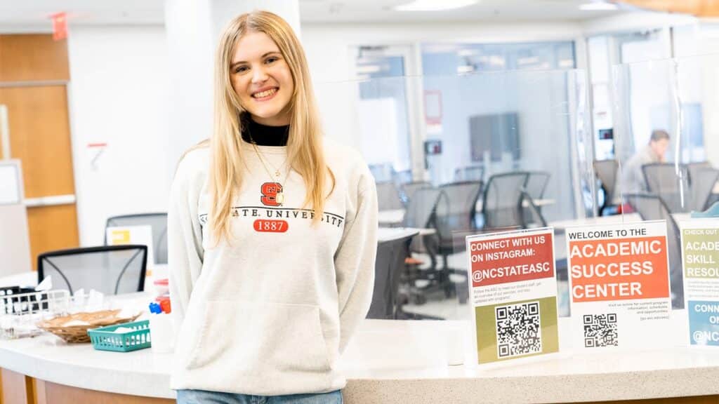 Megan Minor, a psychology student and the recent winner of Academic and Student Affairs' Howling Success award.